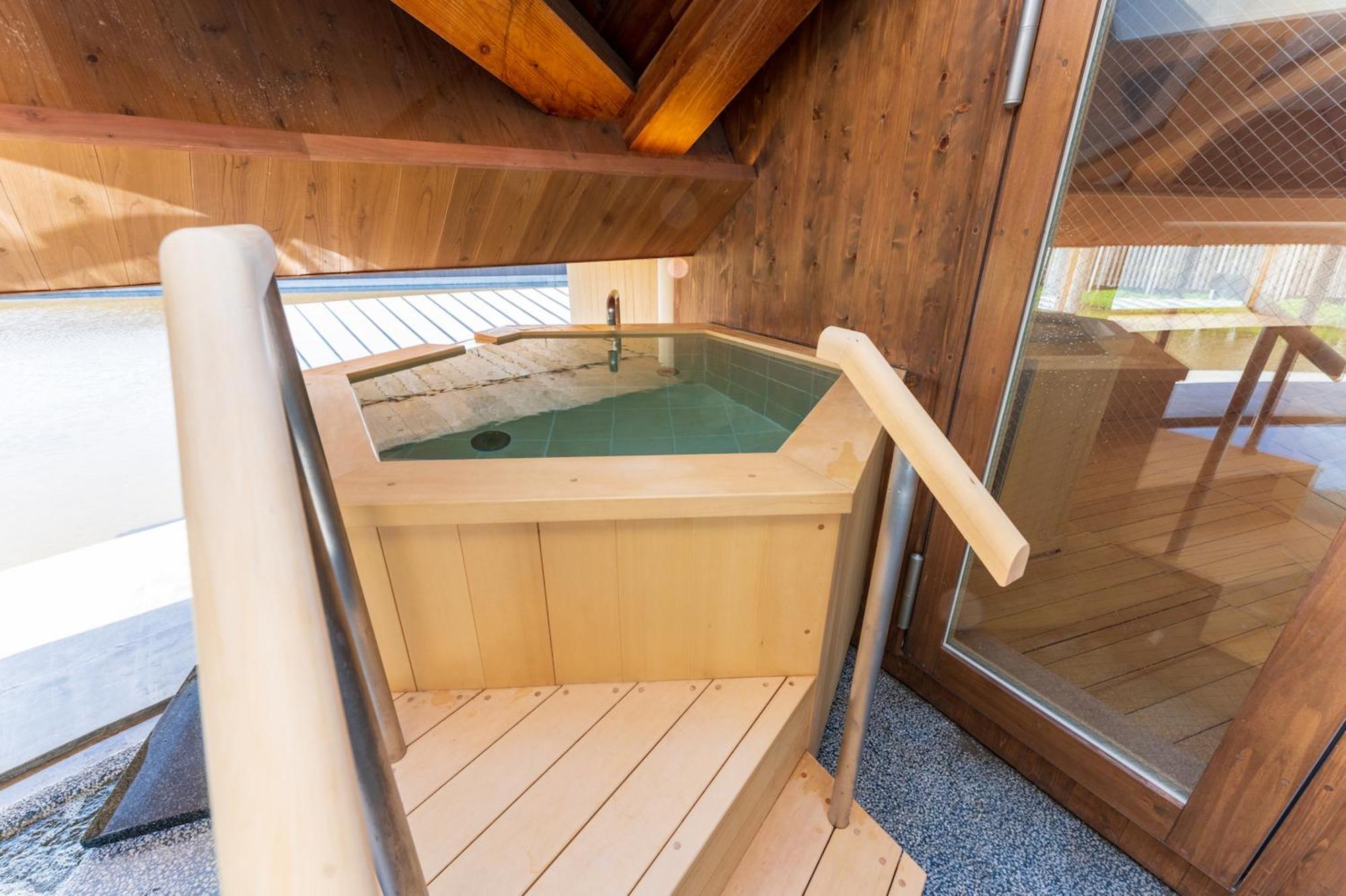Shonai Hotel Suiden Terrasse Цуруока Экстерьер фото